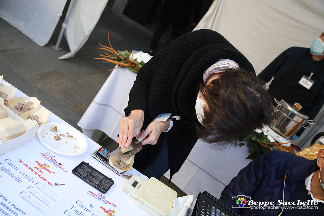 VBS_6158 - 10.ma Fiera Nazionale del Tartufo e Fiera dei Santi.jpg